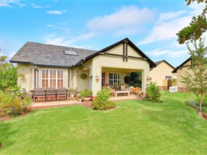 1 Bed House in Waterfall Hills Mature Lifestyle Estate