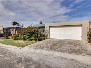 3 Bed House in Windsor Park