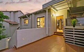 2 Bedroom Penthouse in Country Life Park