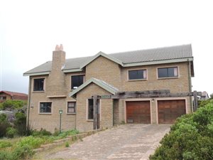 3 Bed House in Bettys Bay