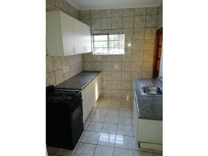 1 Bed Garden Cottage in Edenglen