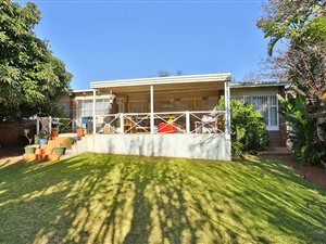 4 Bed House in Montgomery Park