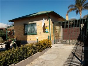 3 Bed House in Rewlatch
