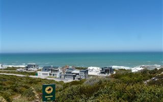 700 m² Land available in Yzerfontein