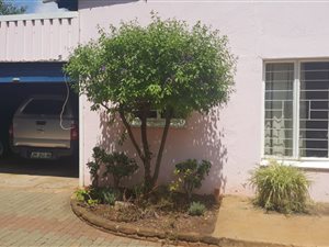 2 Bed Garden Cottage in Randfontein