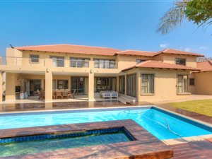 5 Bed House in Kyalami