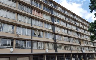 1.5 Bedroom Apartment in Eloffsdal