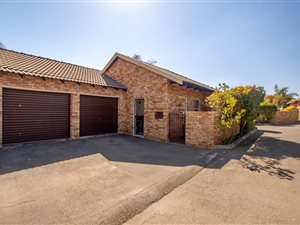 2 Bed Townhouse in Honeydew Ridge
