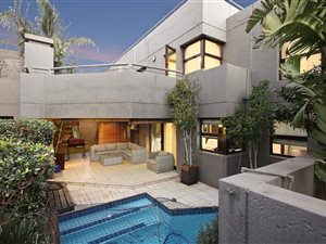 4 Bedroom House in Khyber Rock