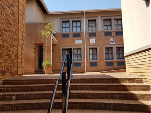 600 m² Commercial space in Hatfield