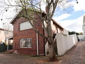 1 Bed Apartment in West Hill