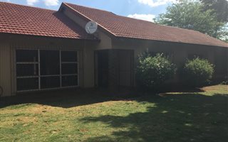 4 Bedroom House in Golf Park