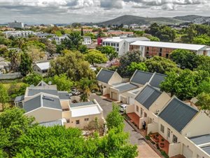 2 Bed Townhouse in Stellenbosch Central