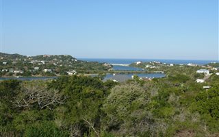 654 m² Land available in Kleinemonde