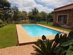 2.2 ha Farm in Heatherdale AH