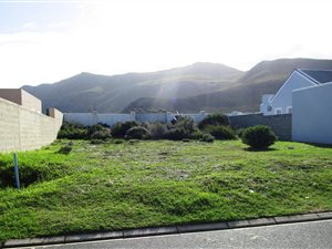 376 m² Land available in Sandbaai