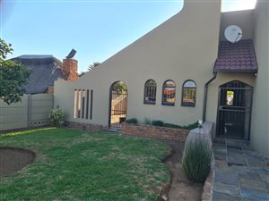 3 Bed House in Geluksdal