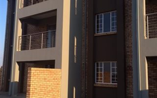 2 Bedroom Townhouse in Monavoni