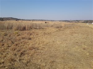 4.8 ha Land available in Mooiplaats AH