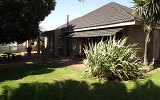 5 Bedroom House in Adamayview