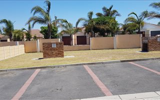 2 Bedroom House in Durbanville