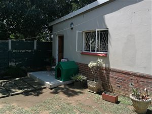 2 Bed Garden Cottage in Pelham