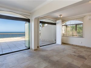 3 Bed Apartment in Shakas Rock