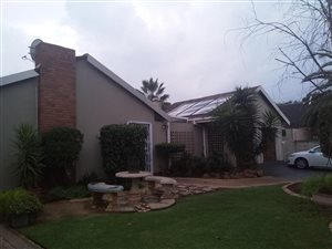 4 Bed House in Vanderbijlpark SE7