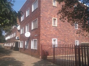 2 Bed Flat in Vanderbijlpark Central