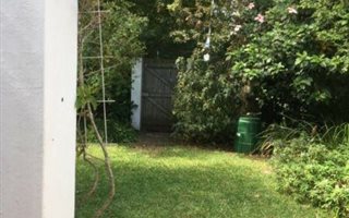 2 Bedroom Garden Cottage in Rondebosch