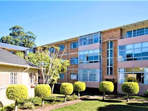 3 Bed Apartment in Port Elizabeth Central