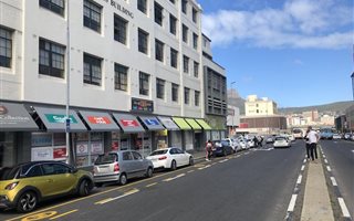 145 m² Retail Space in Woodstock