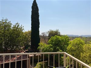 1.5 Bed Apartment in Constantia Park