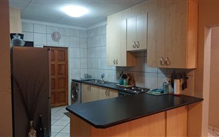 2 Bedroom Townhouse in Ruiterhof