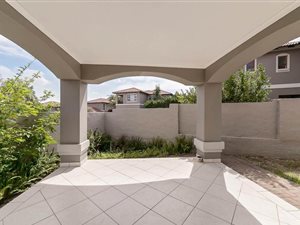 4 Bed Duplex in Sandton CBD