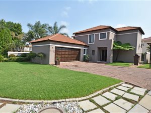 3 Bed Cluster in Cedar Lakes