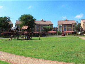 2 Bed Townhouse in Karen Park