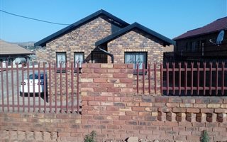 2 Bedroom House in Atteridgeville