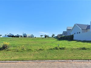 809 m² Land available in Kingswood Golf Estate