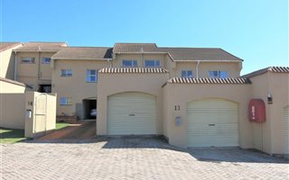 4 Bedroom Townhouse in South End