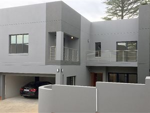 4 Bedroom Cluster in Bryanston East