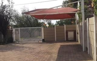 2 Bedroom House in Wendywood