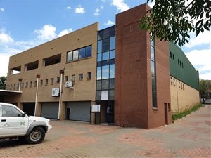 1067 m² Industrial space in Kyalami