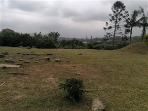976 m² Land available in Hatton Estate