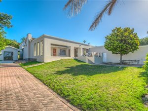 3 Bedroom House in Miramar