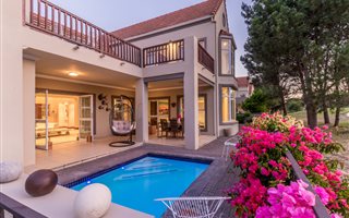 3 Bedroom House in Boschenmeer Golf Estate