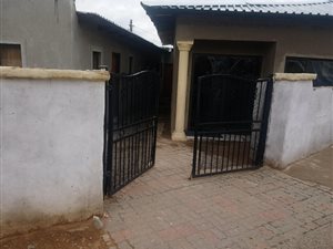 3 Bed House in Diepkloof