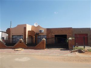 3 Bed House in Likole