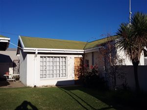 Bachelor apartment in Harrismith