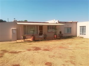 1.7 ha Farm in Hillside AH